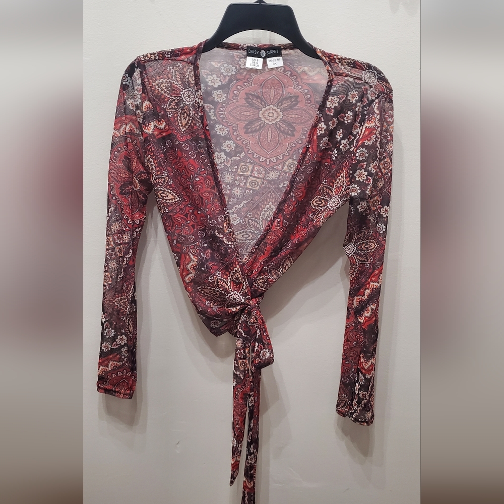 DAISY STREET SHEER FLORAL PRINT WRAP CROP TOP - Picture 1 of 4